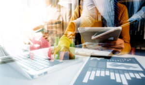 ノーコードツールでDX！中小企業のための簡単アプリ開発ガイド